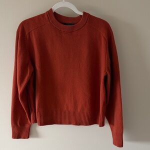 Banana Republic Women’s Rust Crew Neck Sweater